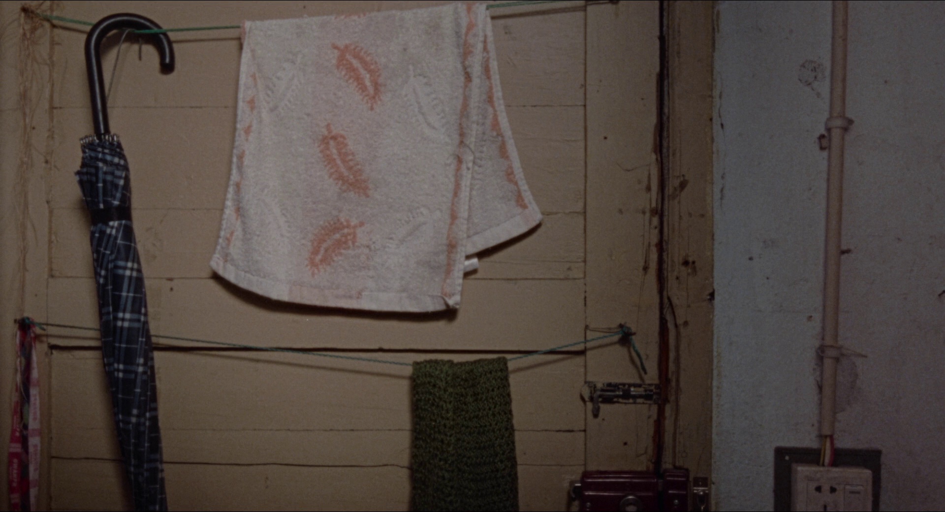 图片[4]-[夸克下载][河边的错误][WEB-MKV/17.6G][国语配音/中文字幕][4K-2160P][朱一龙 曾美慧孜 侯天来]-影音屋