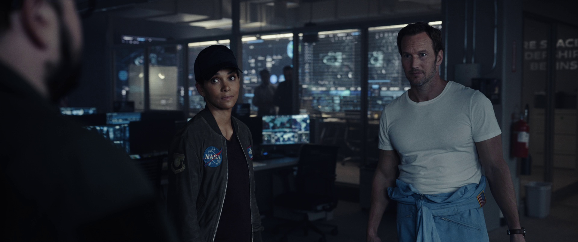 图片[5]-[夸克下载][月球陨落][WEB-MKV/15.7G][英语中字][4K-2160P][大制作科幻]-影音屋