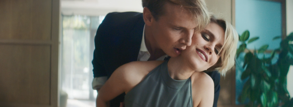 图片[2]-[夸克下载][告诉我真相 未删减版][WEB-MKV/5.9G][俄语中字][1080P][大俄18禁]-影音屋