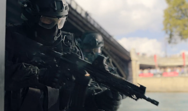 图片[9]-[夸克下载][巴黎深渊][WEB-MP4/9.7GB][法语中字][4K-2160P][恐怖灾难片]-影音屋