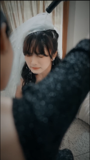 图片[2]-[夸克下载]闪婚后大叔老公每天狂宠我][合并1集][WEB-MKV/2GB][国语中字][1080P][上头超爽短剧]-影音屋