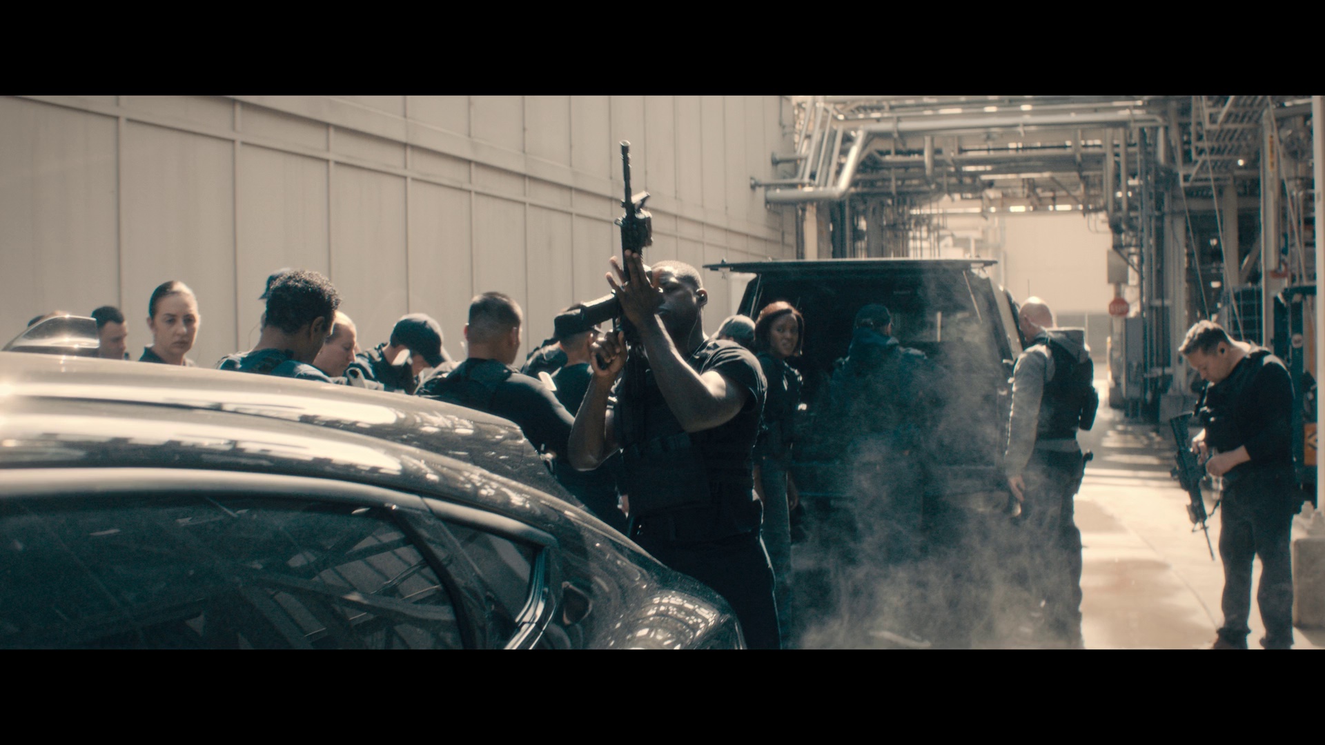 图片[6]-[夸克下载][极乐凶间][全8集][WEB-MKV/38.3G][英语中字][4K-2160P][HDR][热剧完结]-影音屋