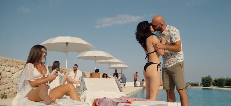 图片[2]-[夸克下载][黑帮大佬和我的365日][全3部][WEB-MP4/4.7GB][英语中字][1080P][大C未删减版]-影音屋