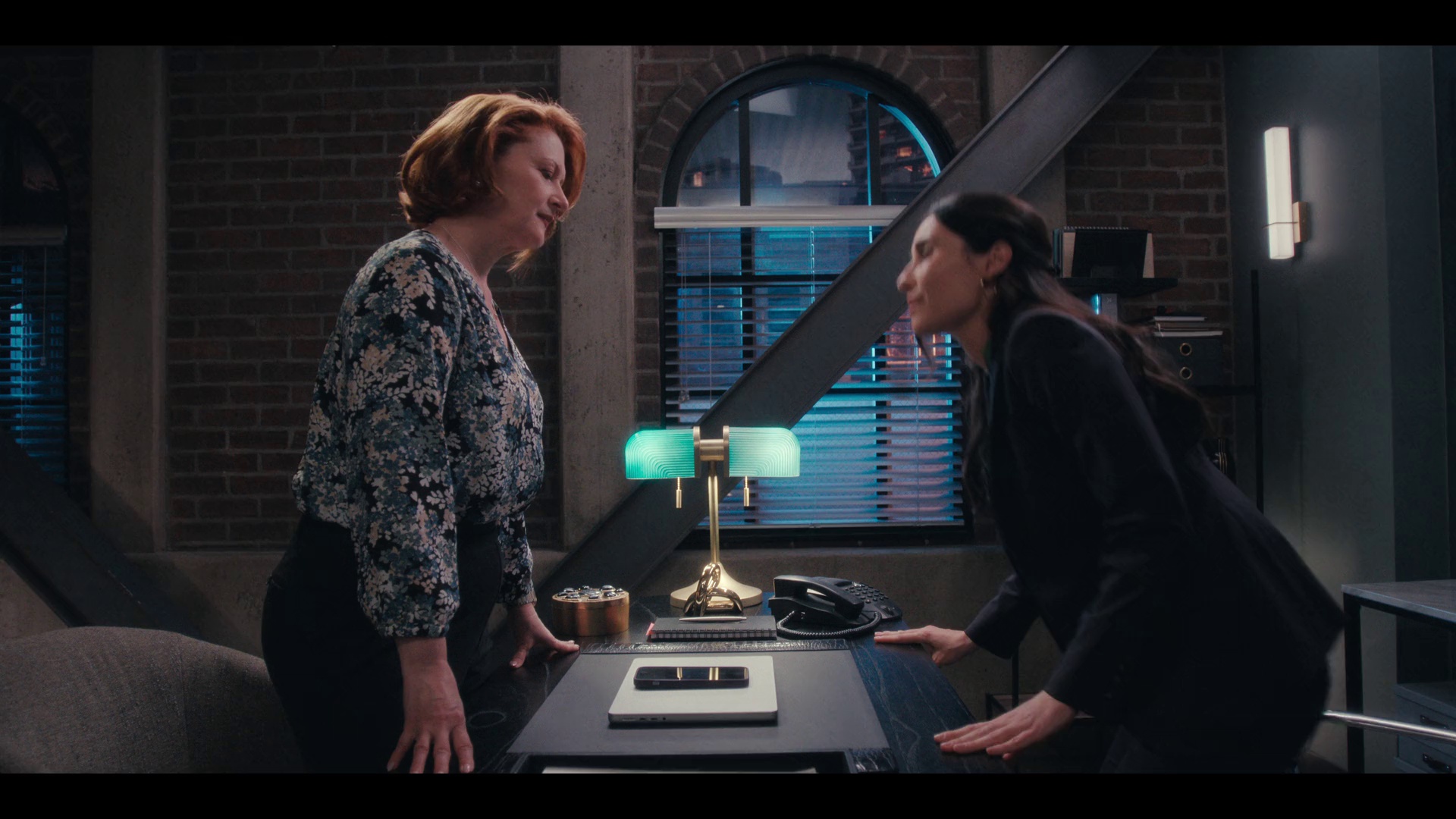 图片[8]-[夸克下载][新手老卧底][全8集][WEB-MKV/13G][英语中字][1080P][Netflix 最新犯罪喜剧]-影音屋