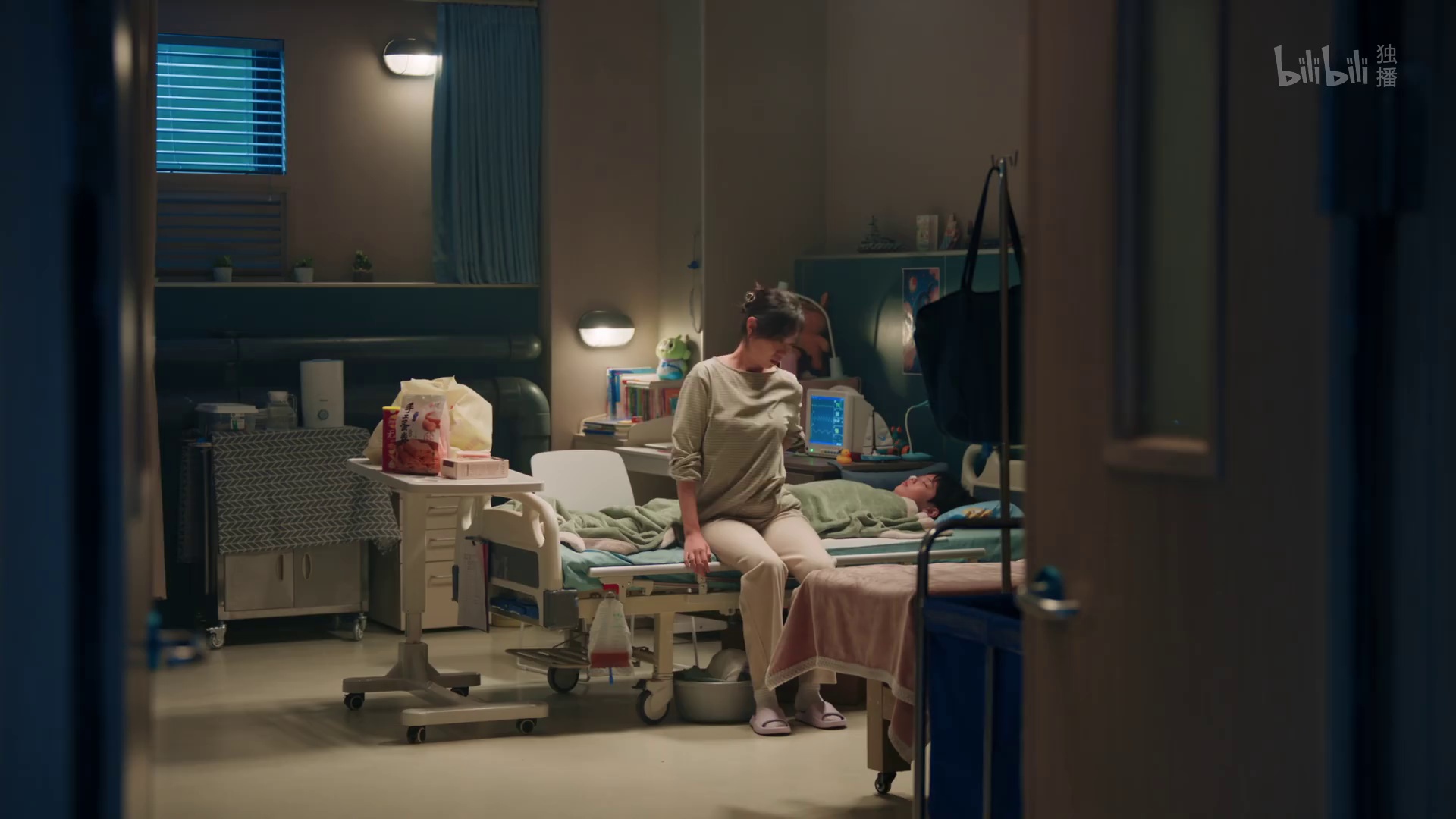 图片[5]-[夸克下载][明日有晴天][全16集][WEB-MP4/14G][国语中字][4K-2160P][超前完结]-影音屋