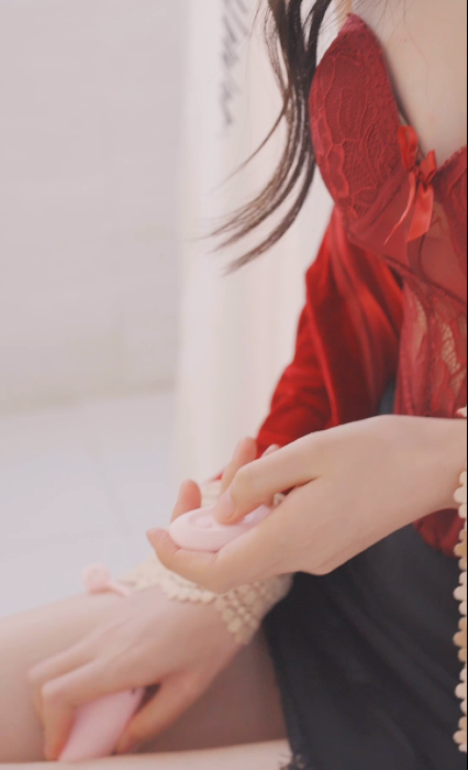 图片[3]-[夸克下载][爱意悄悄萌芽&和她们的命运羁绊][全30集][WEB-MP4/7G][国语中字][1080P][最新擦边下架短剧]-影音屋