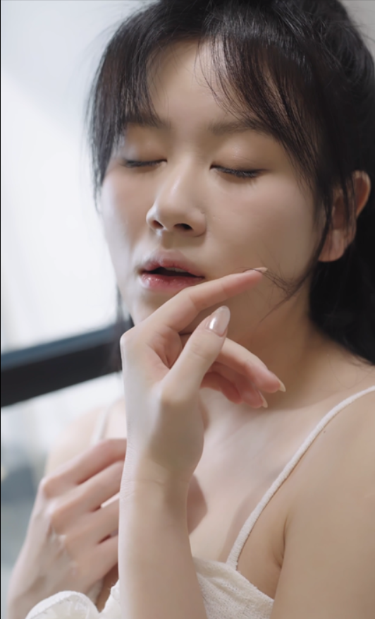 图片[2]-[夸克下载][人间值得][全80集][WEB-MKV/8.8G][国语中字][1080P][最新擦边下架短剧]-影音屋