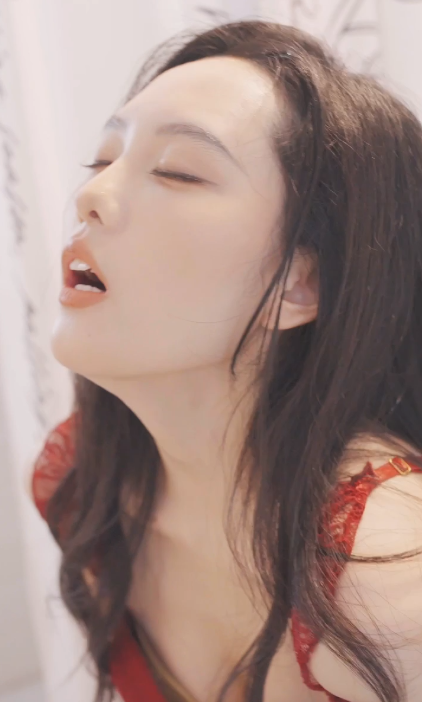 图片[2]-[夸克下载][爱意悄悄萌芽&和她们的命运羁绊][全30集][WEB-MP4/7G][国语中字][1080P][最新擦边下架短剧]-影音屋