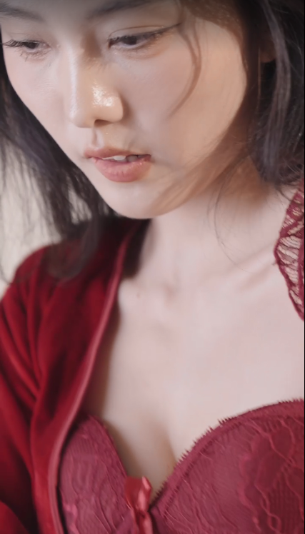 [夸克下载][擦边短剧12部合集][WEB-MP4/28GB][国语中字][720P][擦边短剧]-影音屋