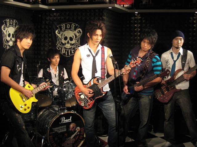 东城卫《东城卫歌曲合集》[合集][MP3][101MB]-影音屋