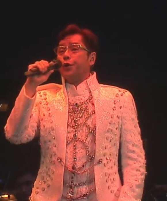 谭咏麟《银河岁月40载演唱会Live》 (2015) [1080P][64G]-影音屋