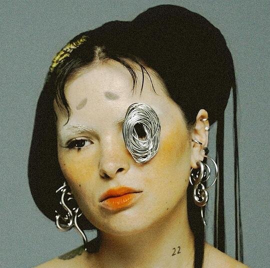 Saya Gray《SAYA(Explicit)》[FLAC/分轨][222.51MB]-影音屋