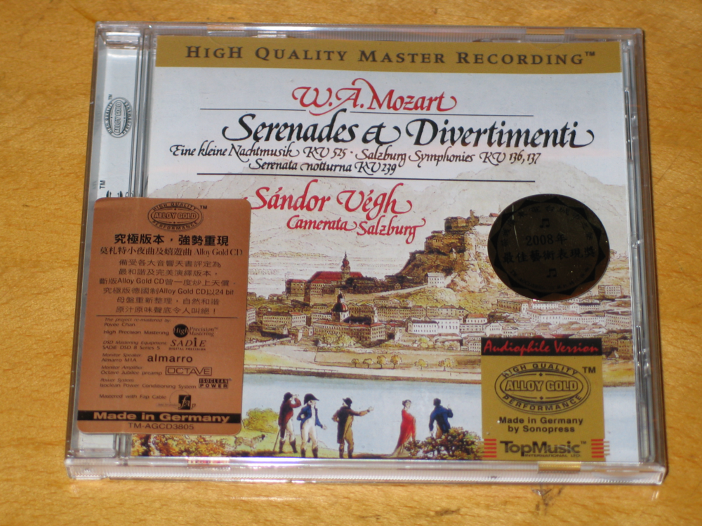 莫扎特 《弦乐小夜曲与嬉游曲》德国版超合金CD[WAV+CUE][875M]-影音屋