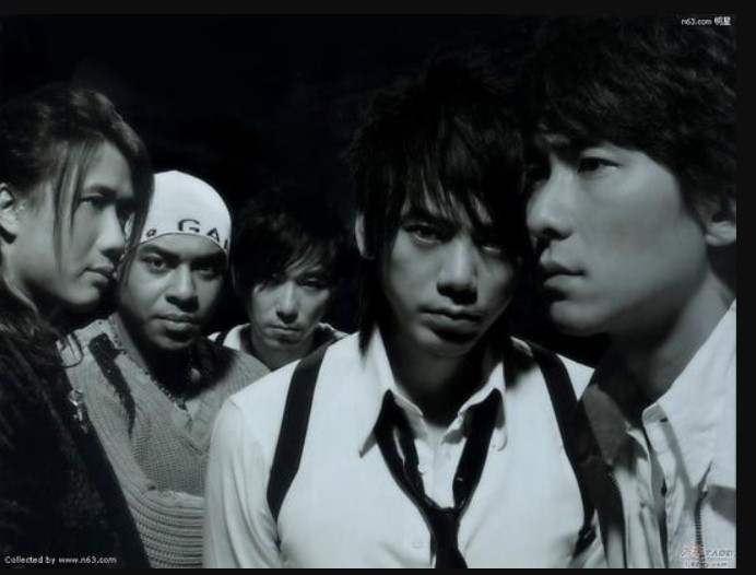 信乐团《信乐团歌曲合集》[320K/MP3][218.2MB]-影音屋