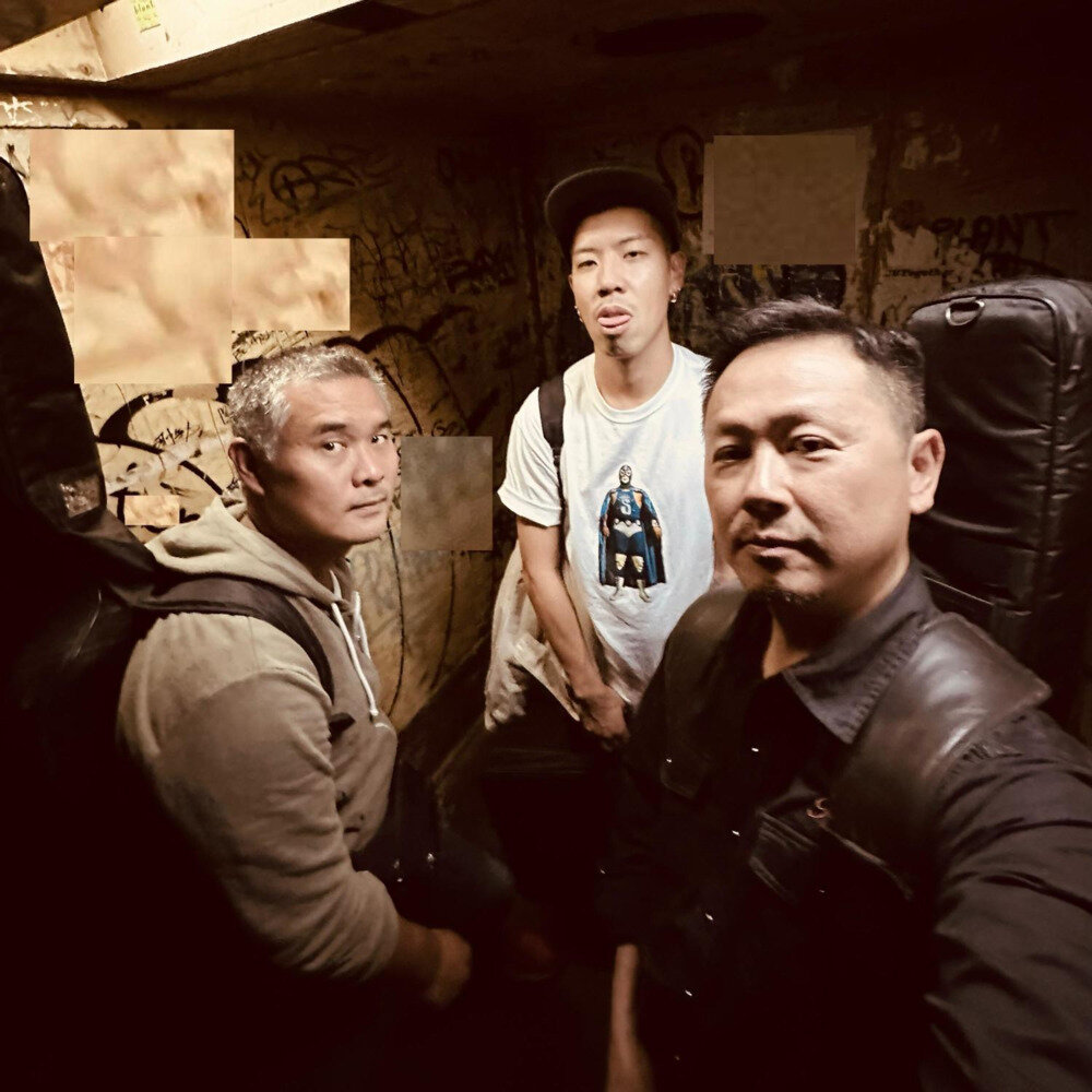 野良犬《野良犬(野良犬)》[320K/MP3][61.81MB]-影音屋