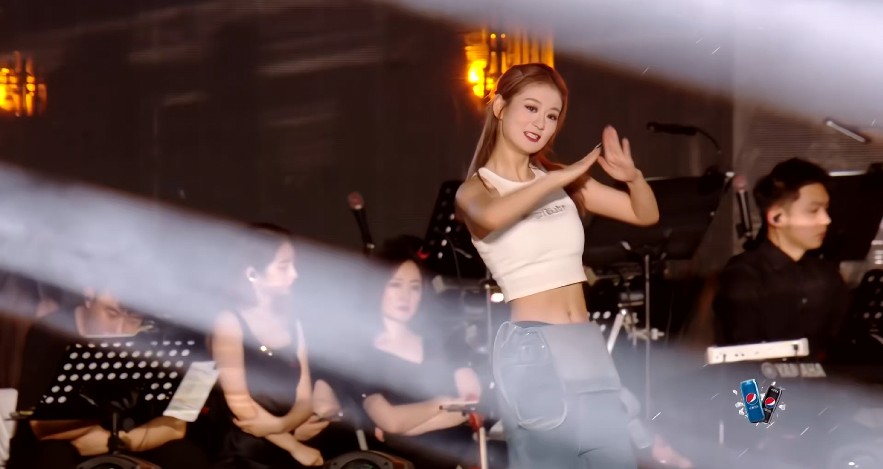 图片[7]-[TFBOYS十年之约演唱会 王俊凯 王源 易烊千玺 西安奥体中心体育场2023.0806][2160P/MP4][16GB]-影音屋