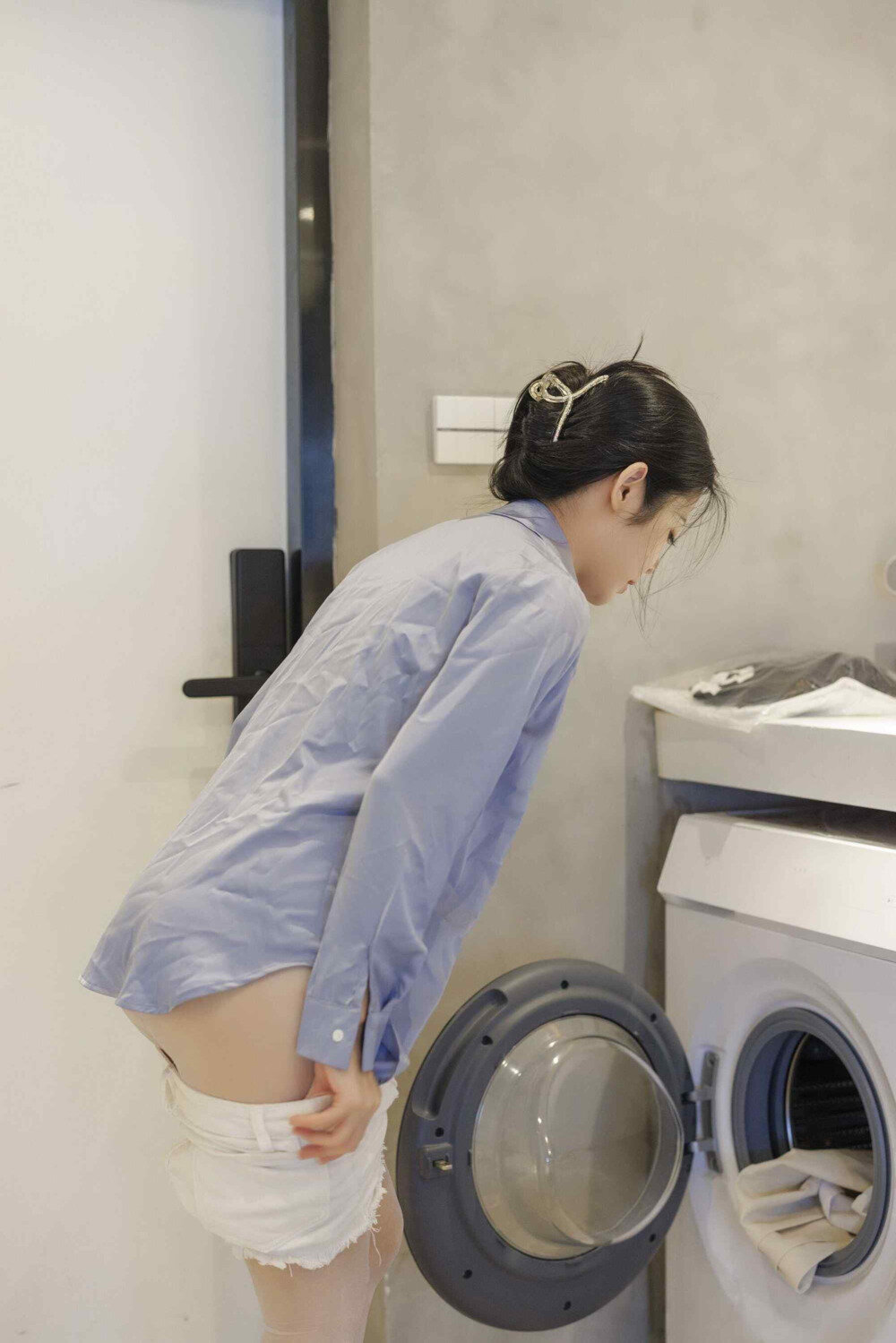 图片[2]-luvian本能 – 内购无水印 清新蓝衬衫白短裤灰丝 [50P-422M]-影音屋