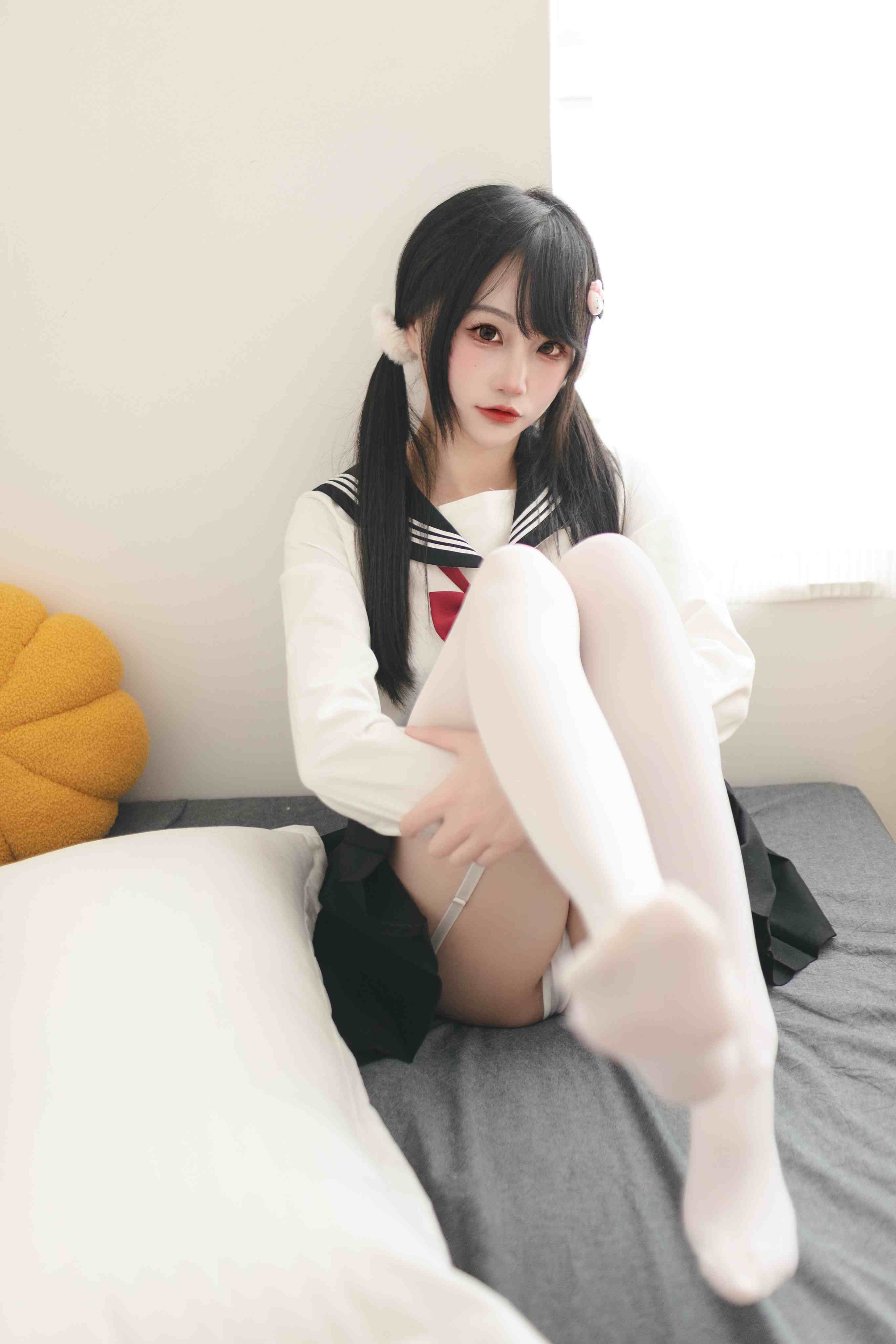 嗷呜酱 – 水手服 [48P-410MB]-影音屋