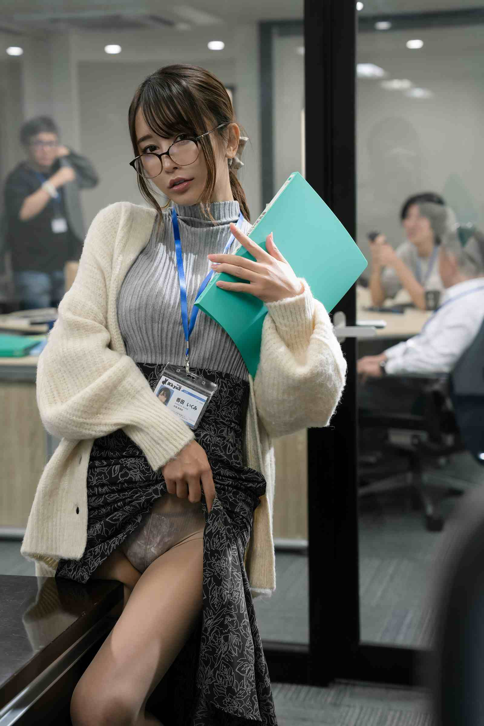 いくみ – 性感女秘书[410P-674.8M]-影音屋