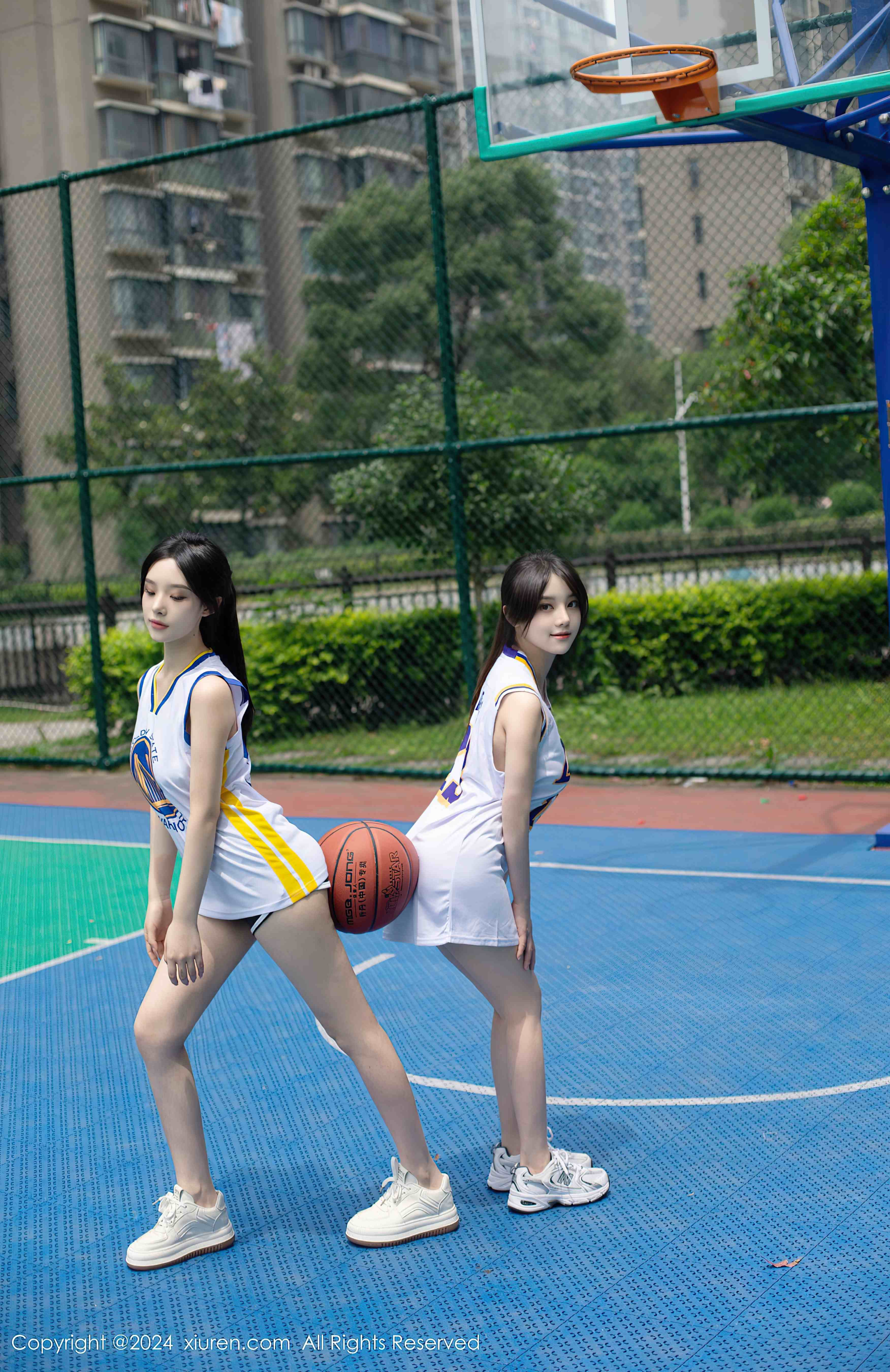 图片[2]-豆瓣酱 双女 篮球场 裙底风光[83+1P／839MB]-影音屋