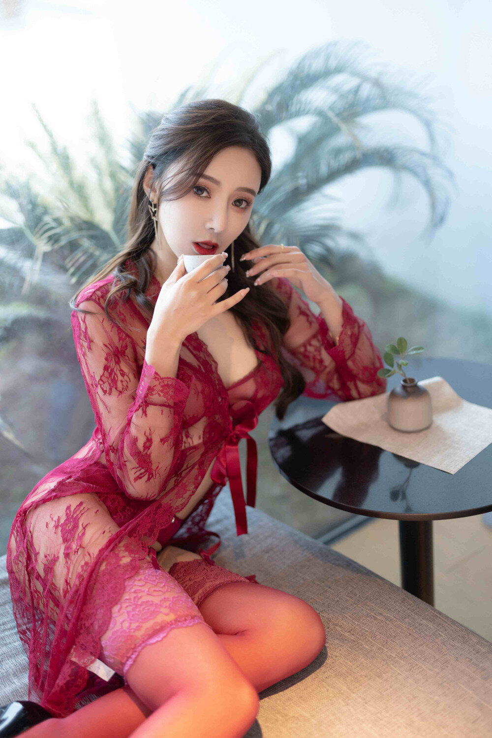 王馨瑶Yanni – 内购无水印 酒红色情趣套装[86P-375.6M]-影音屋