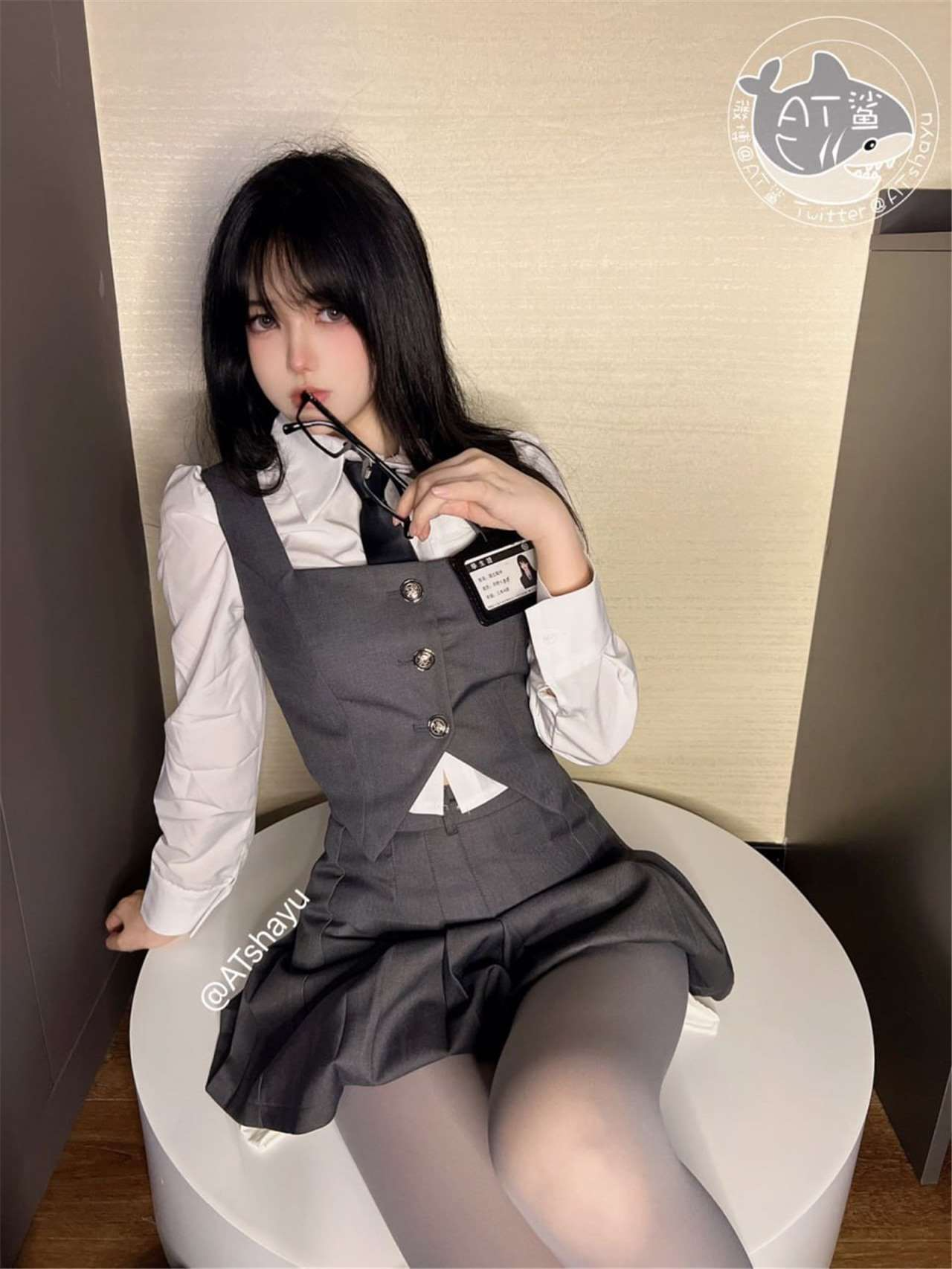 AT鲨 – 真空灰色裤袜 50P[50P-572MB]-影音屋