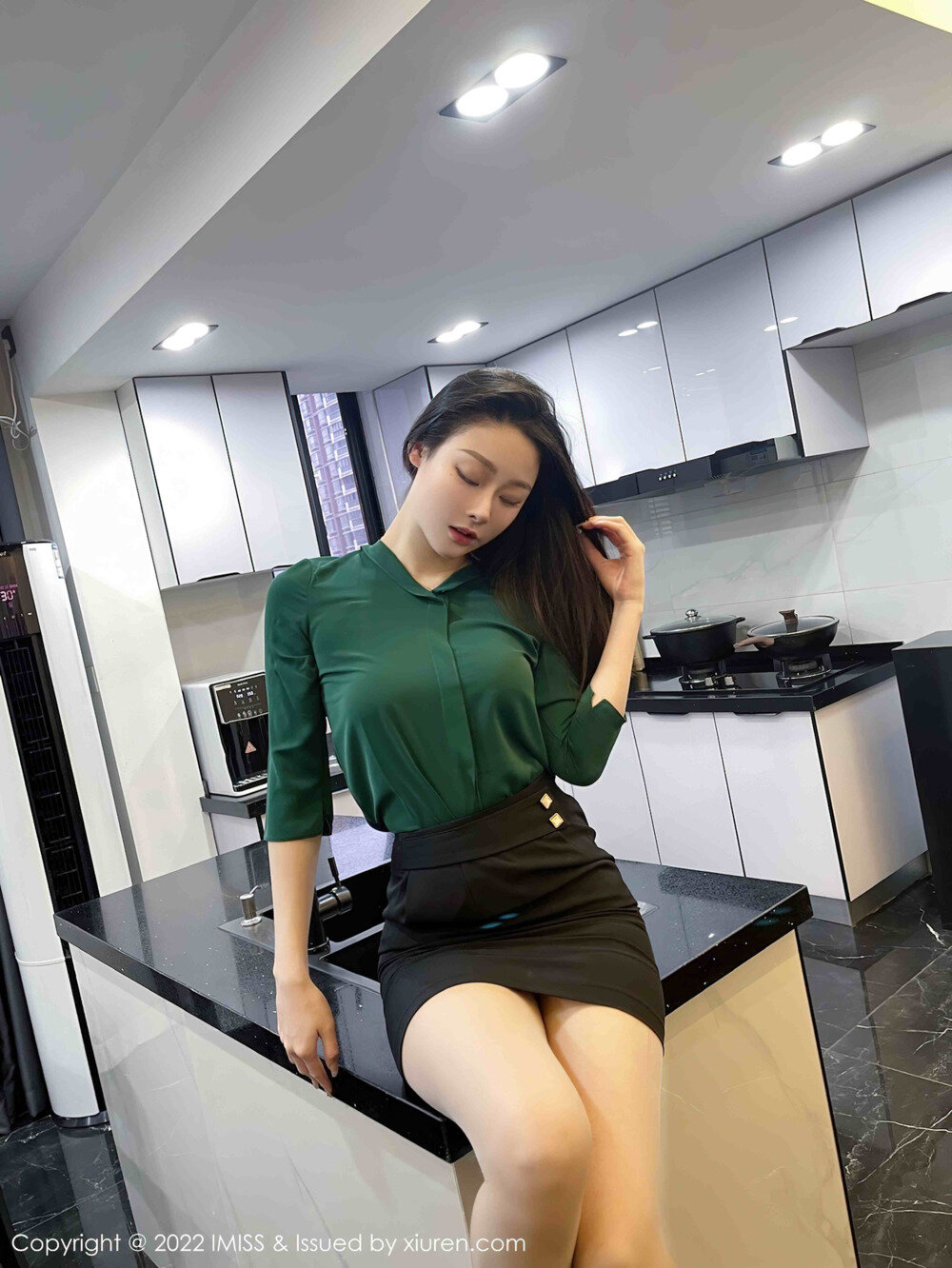 逗逗doudou 下班后[53+1P／512MB]-影音屋