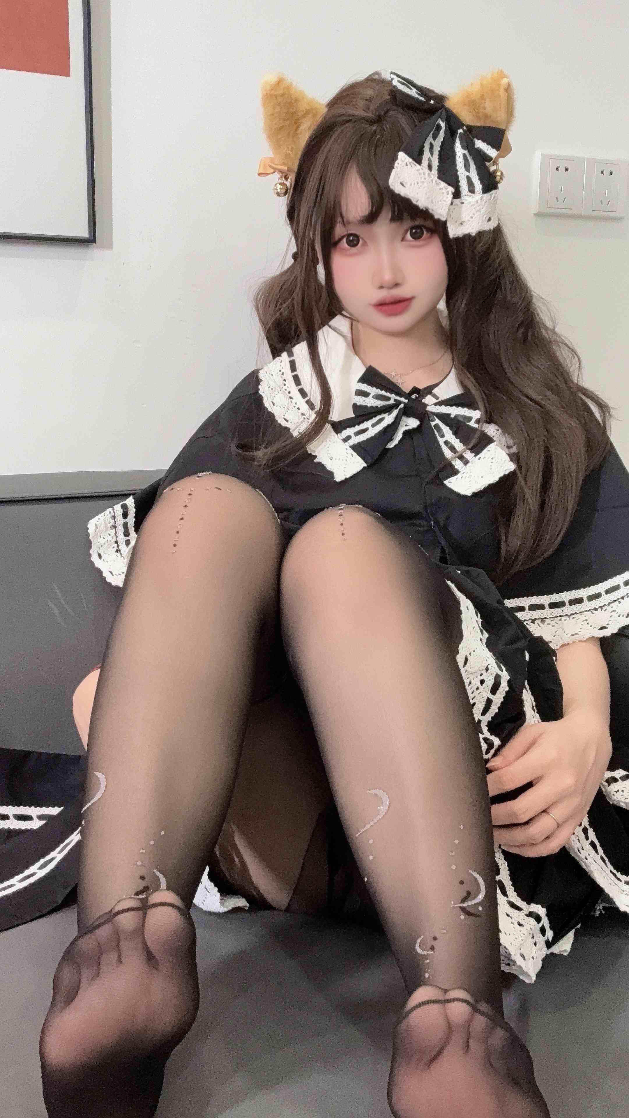 洛桑w伊梓 –2025年05月会员 猫猫+衬衫[45P-238.6M]-影音屋