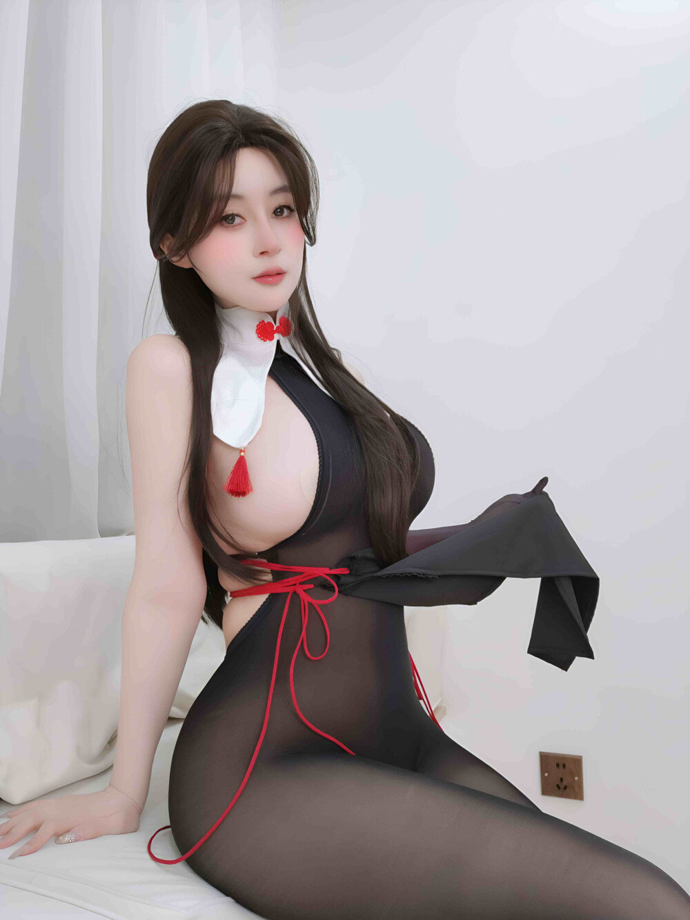 白银81 –  2025年5月会员合集 [100P7V-853MB]-影音屋