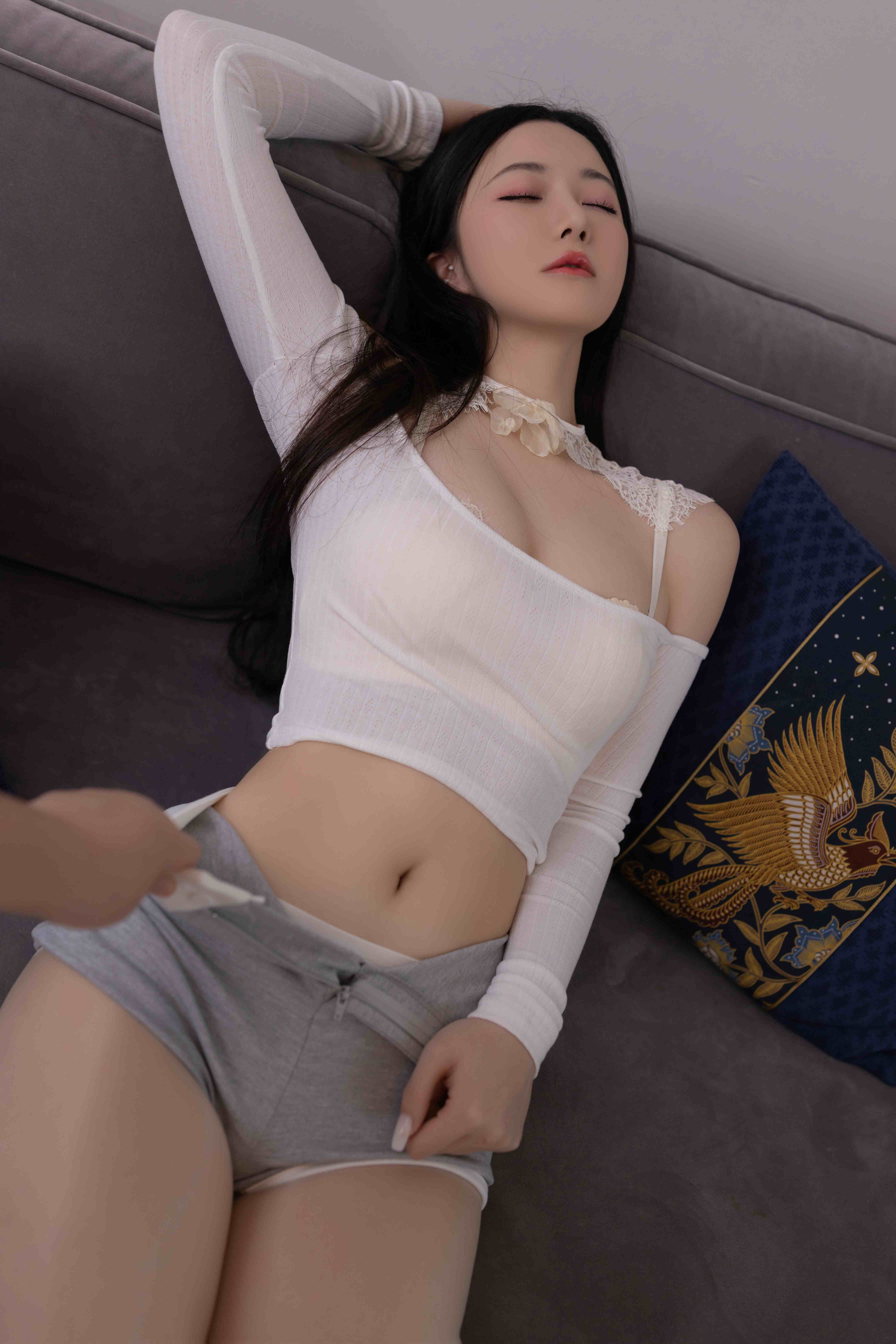 鱼子酱Fish（私拍）-  旅行日[120P／895MB]-影音屋