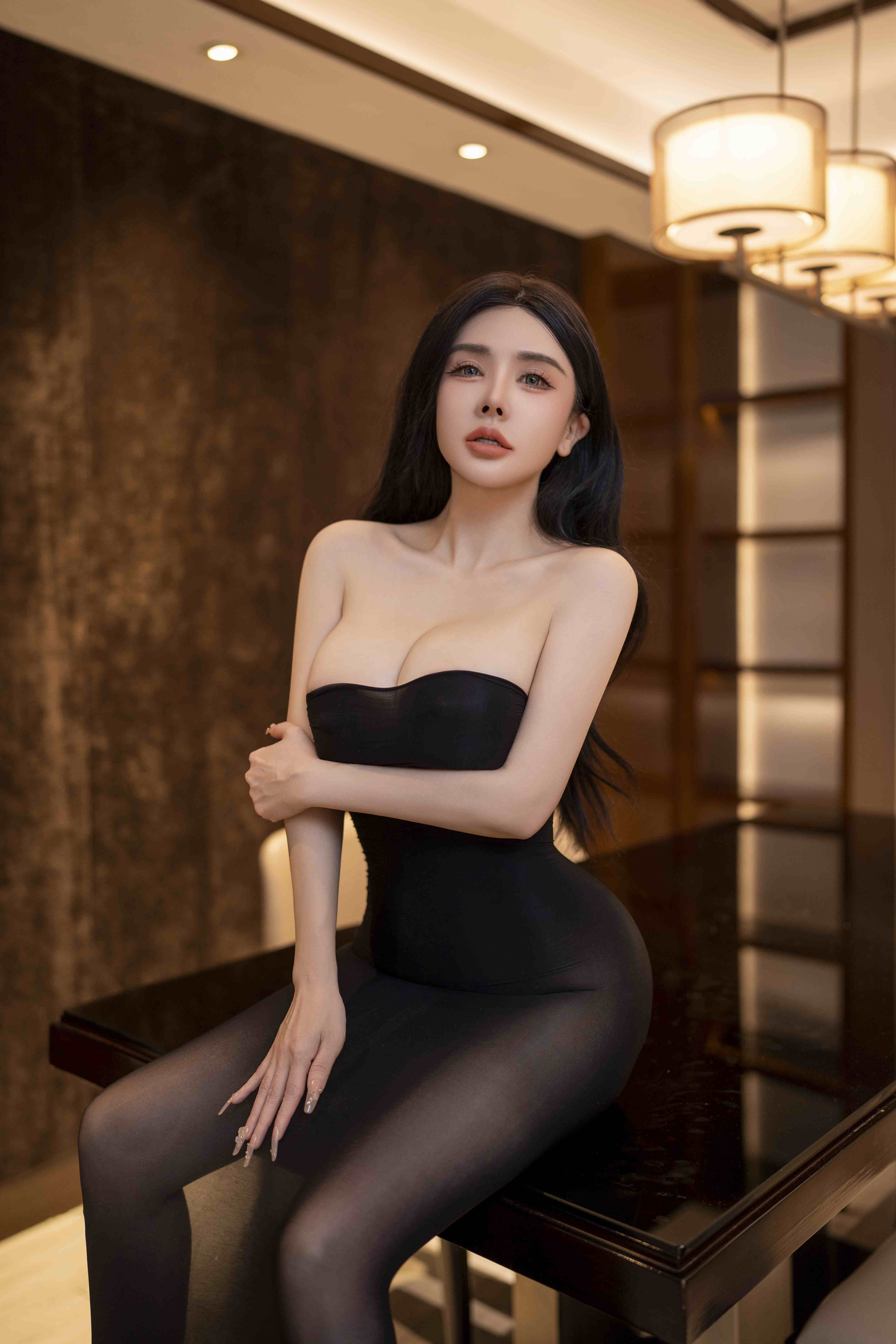 潘娇娇 – 内购无水印 油光丝滑连体丝袜[88P／995MB]-影音屋