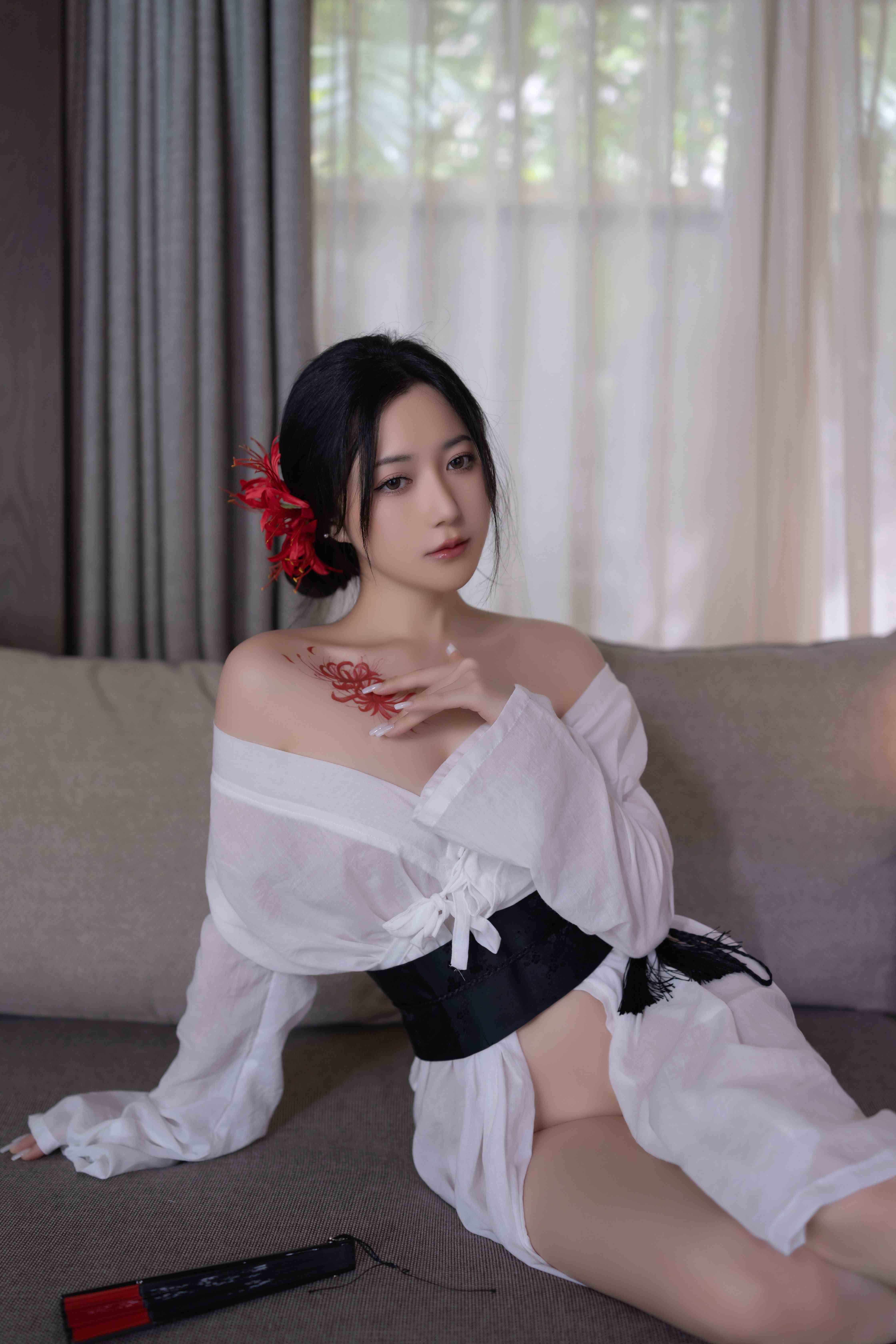 鱼子酱Fish（私拍）- 寂[122P／1GB]-影音屋