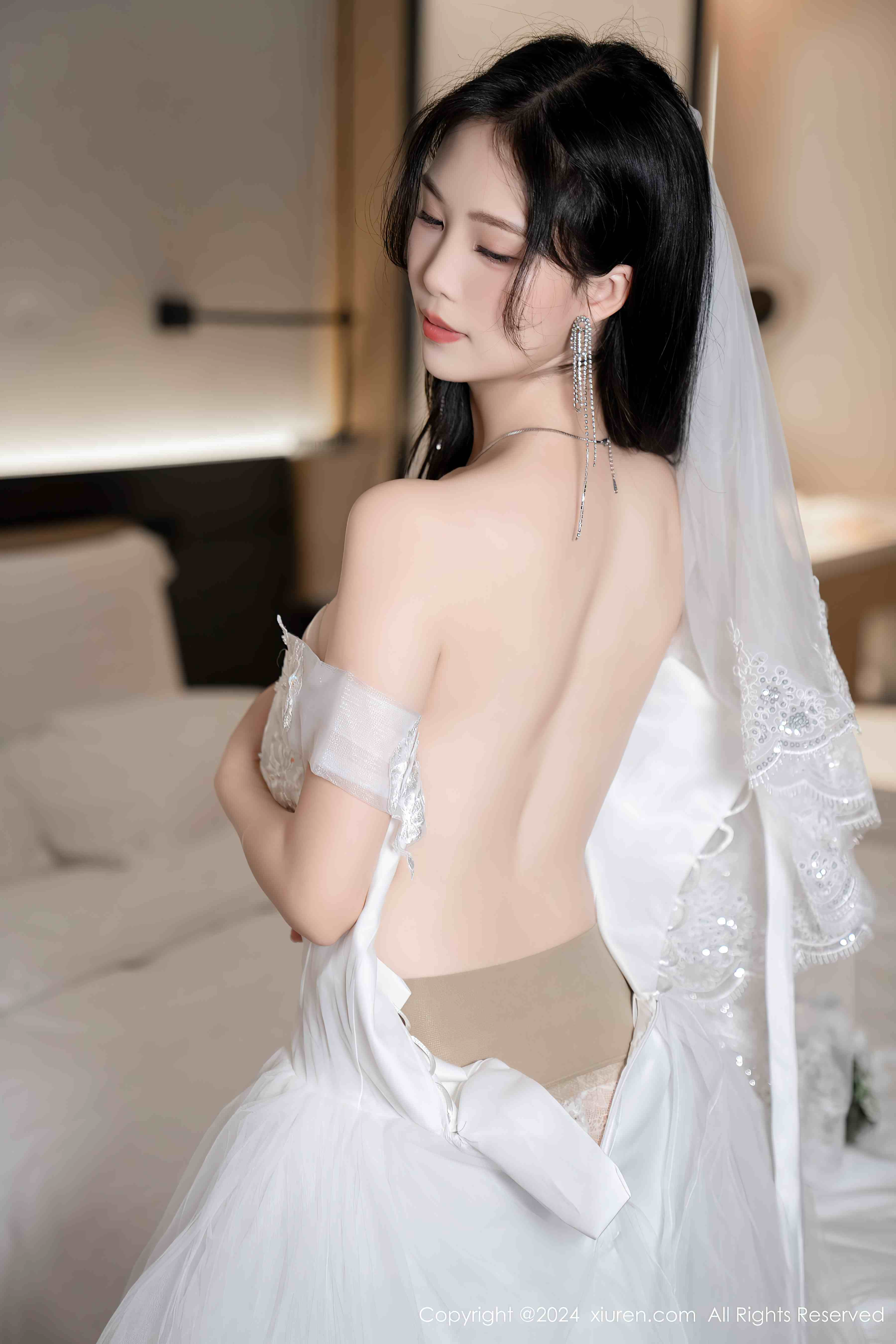 图片[2]-利世 婚礼结束穿婚纱赴约[100+1P／770MB]-影音屋