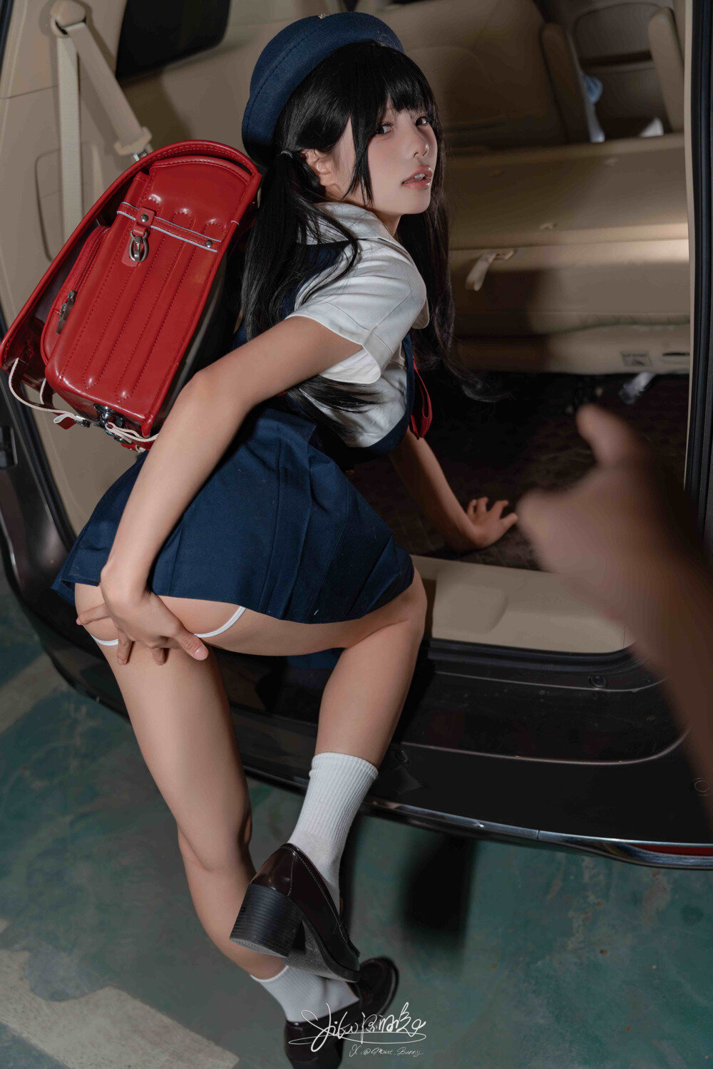 咬一口兔娘 捕获水手服 小剧场 [77P1V-1GB]-影音屋