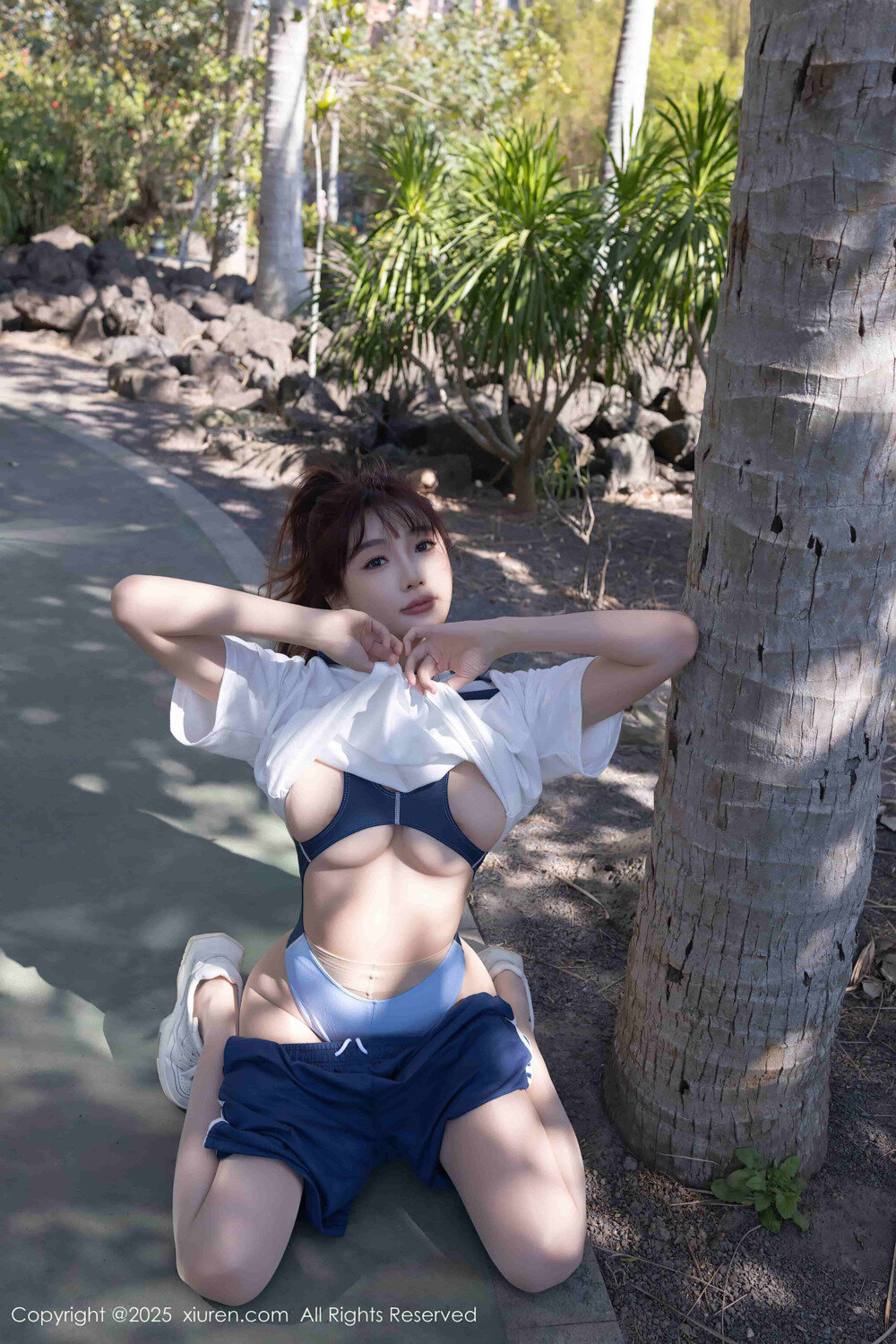 陆萱萱 户外 校服 死库水[84+1P／843MB]-影音屋