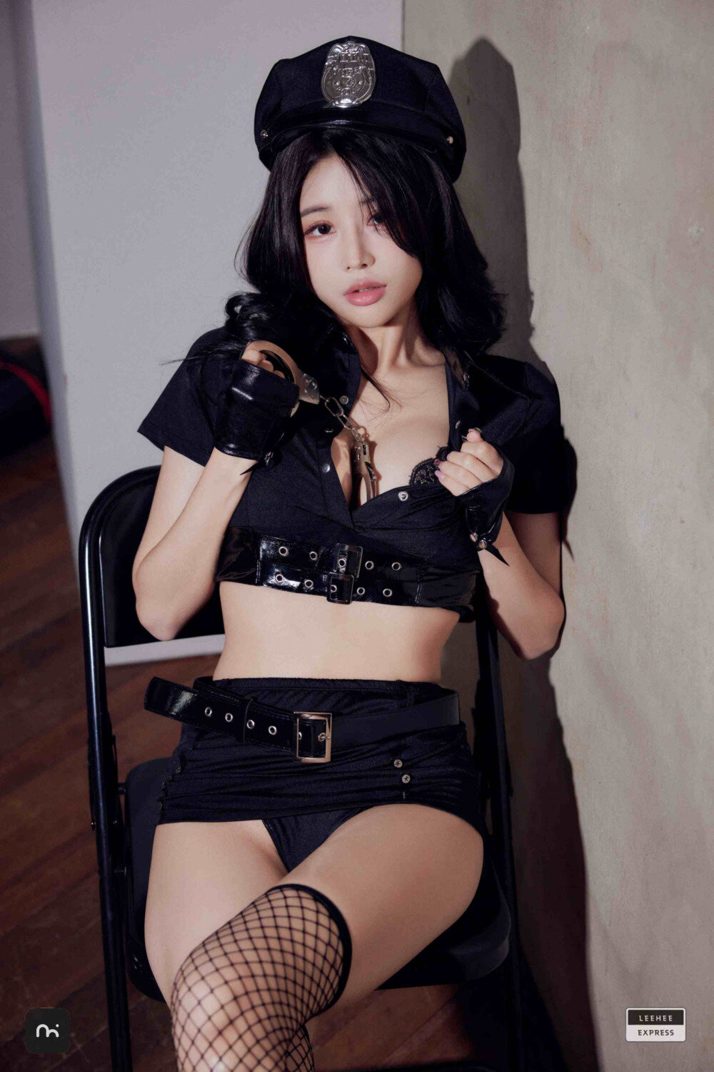 图片[3]-Yeon Yu 网袜制服[44P-373MB]-影音屋