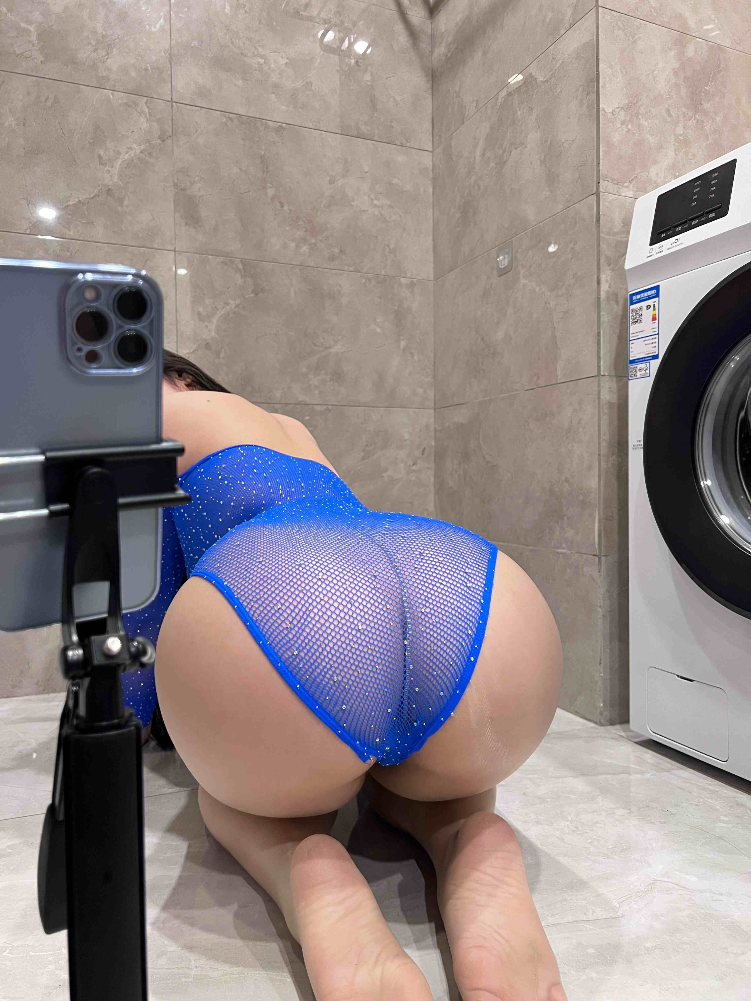 图片[2]-120斤的小王同学 –  蓝色透视[109P+2V／432MB]-影音屋