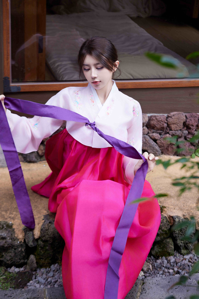 甜仔_tina – 内部私购  韩服 [64P-941MB]-影音屋