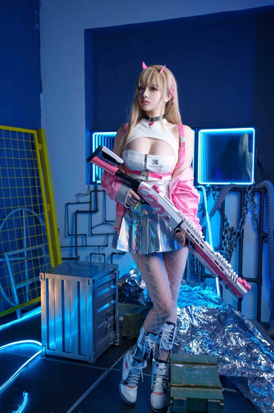 雯妹不讲道理 –Nikke 毒蛇 [36P-925MB]-影音屋