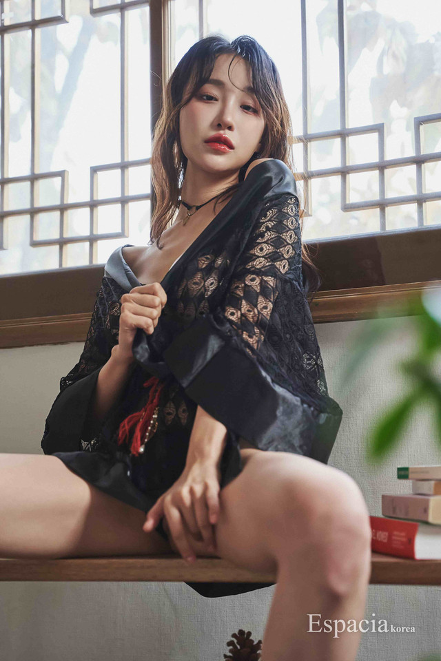 SNOW  自束缚 欲望冲顶[46P-509MB]-影音屋