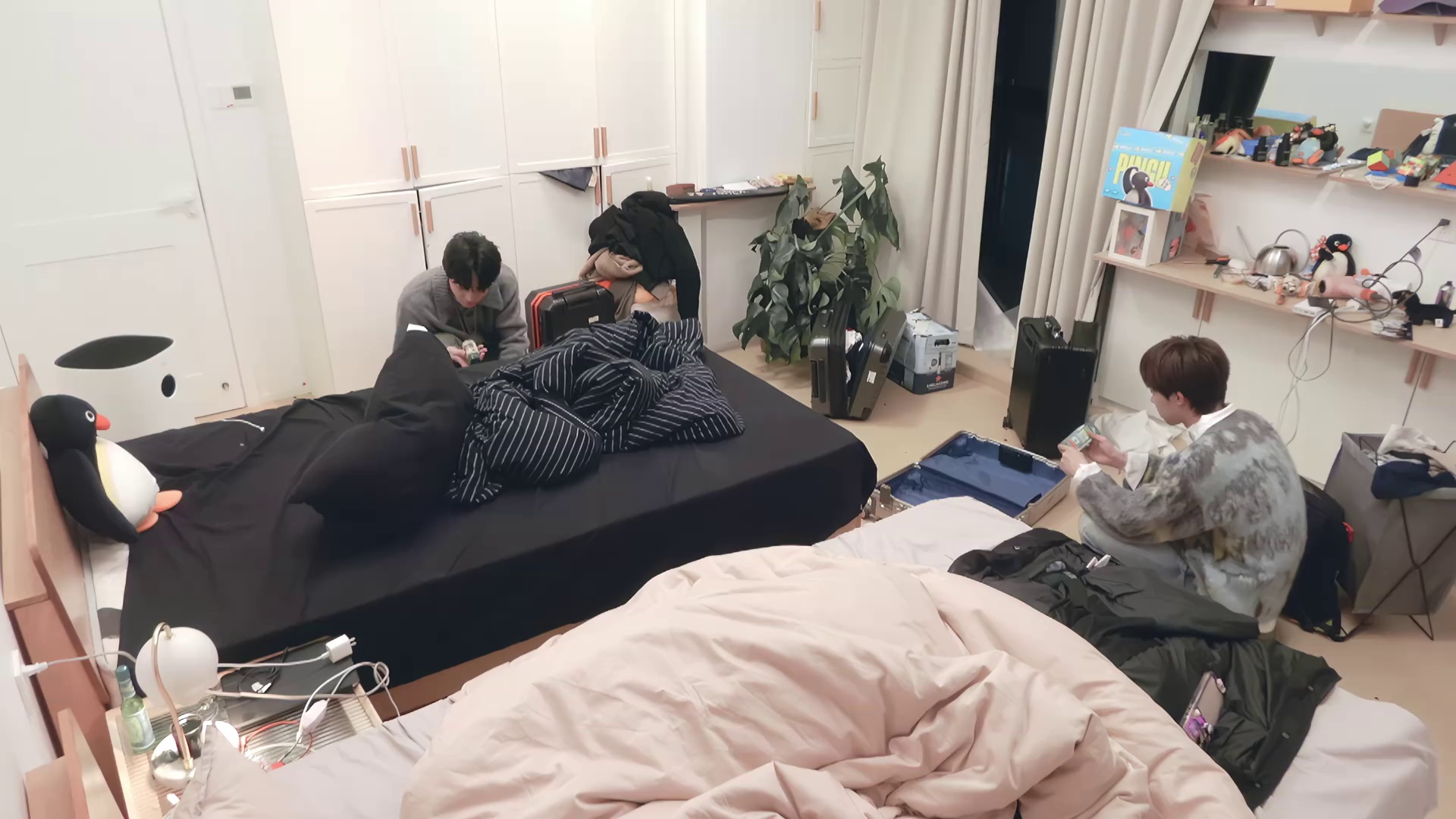 图片[8]-[友间合租屋][更至4.7号][WEB-MP4/21G][国语中字][1080P][夸克下载]-影音屋