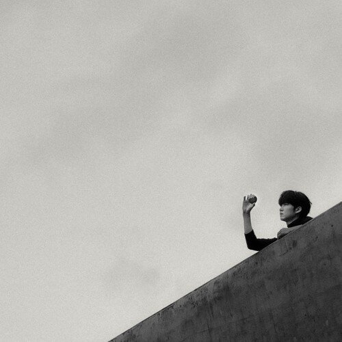 吕允 (Lu Yun)《空拍米虫》[320K/MP3][16.64MB]-影音屋