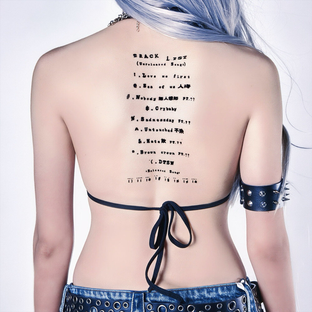 J Jelly《Different Me》[FLAC/分轨][543.8MB]-影音屋