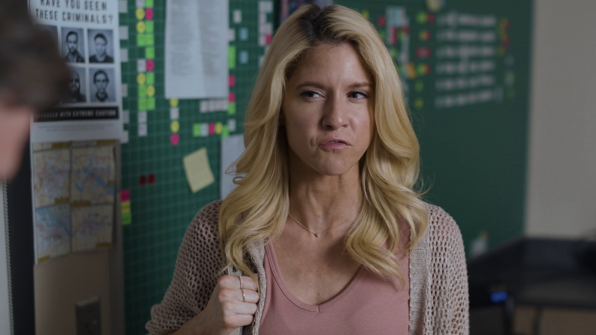 图片[6]-读书俱乐部谋杀案[无字片源].The.Book.Club.Murders.2024.1080p.NF.WEB-DL.DDP.5.1.H.264-DreamHD 3.41GB-影音屋