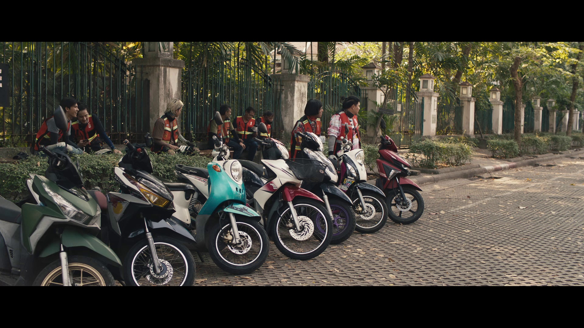 图片[4]-爵士摩托[无字片源].Fast.Racing.Jazz.2025.1080p.NF.WEB-DL.DDP.5.1.H.264-DreamHD 4.64GB-影音屋