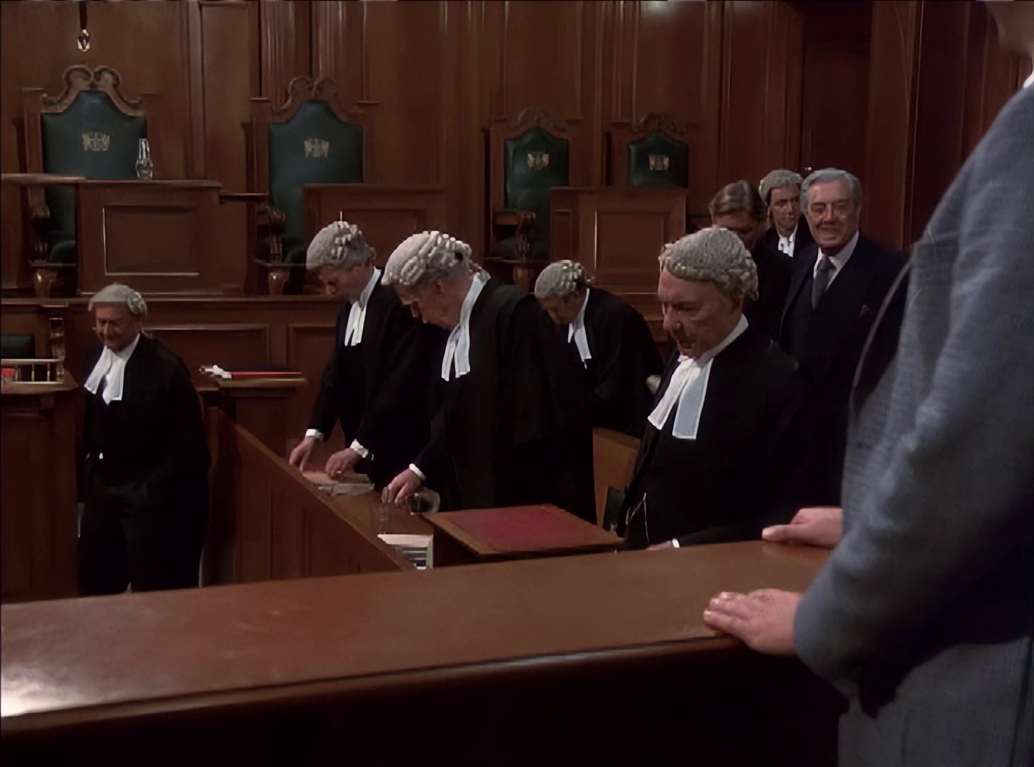 图片[7]-控方证人[中文字幕].Witness.for.the.Prosecution.1982.1080p.WEB-DL.H264.AAC-PandaQT 1.26GB-影音屋
