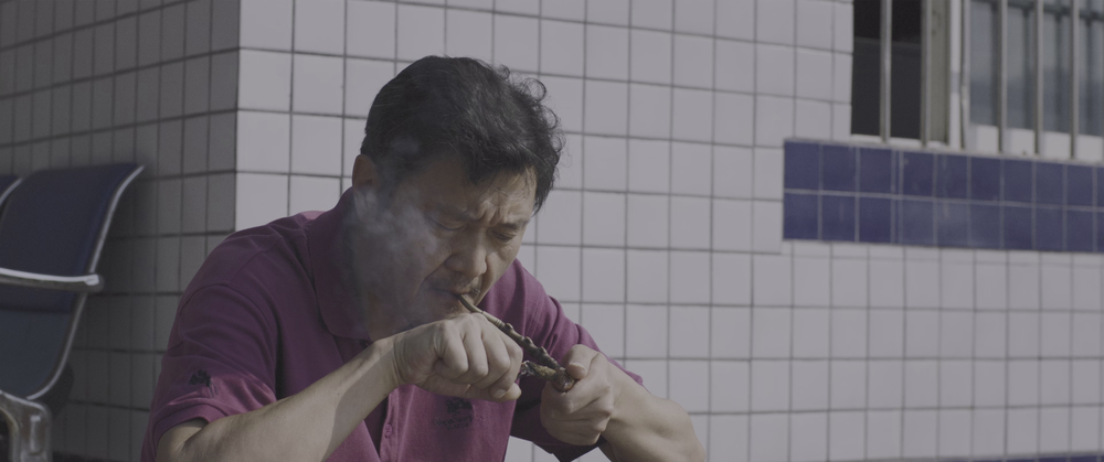 图片[3]-如果悲伤可以解释[国语配音/中文字幕].A.River.Under.the.Scorching.Sun.2020.2160p.WEB-DL.H265.HDR.DDP5.1-QuickIO 10.04GB-影音屋