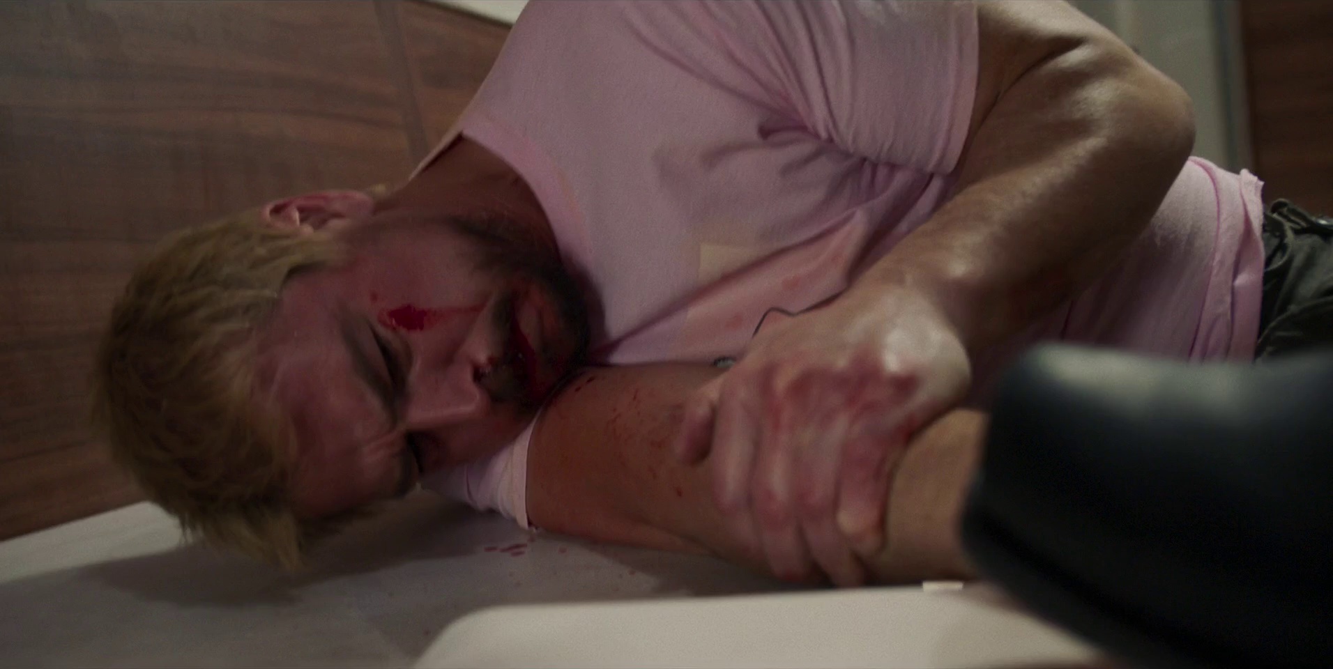 图片[3]-飞速追杀[无字片源].Fight.or.Flight.2025.1080p.ATVP.WEB-DL.AAC2.0.H264-PandaQT 4.82GB-影音屋