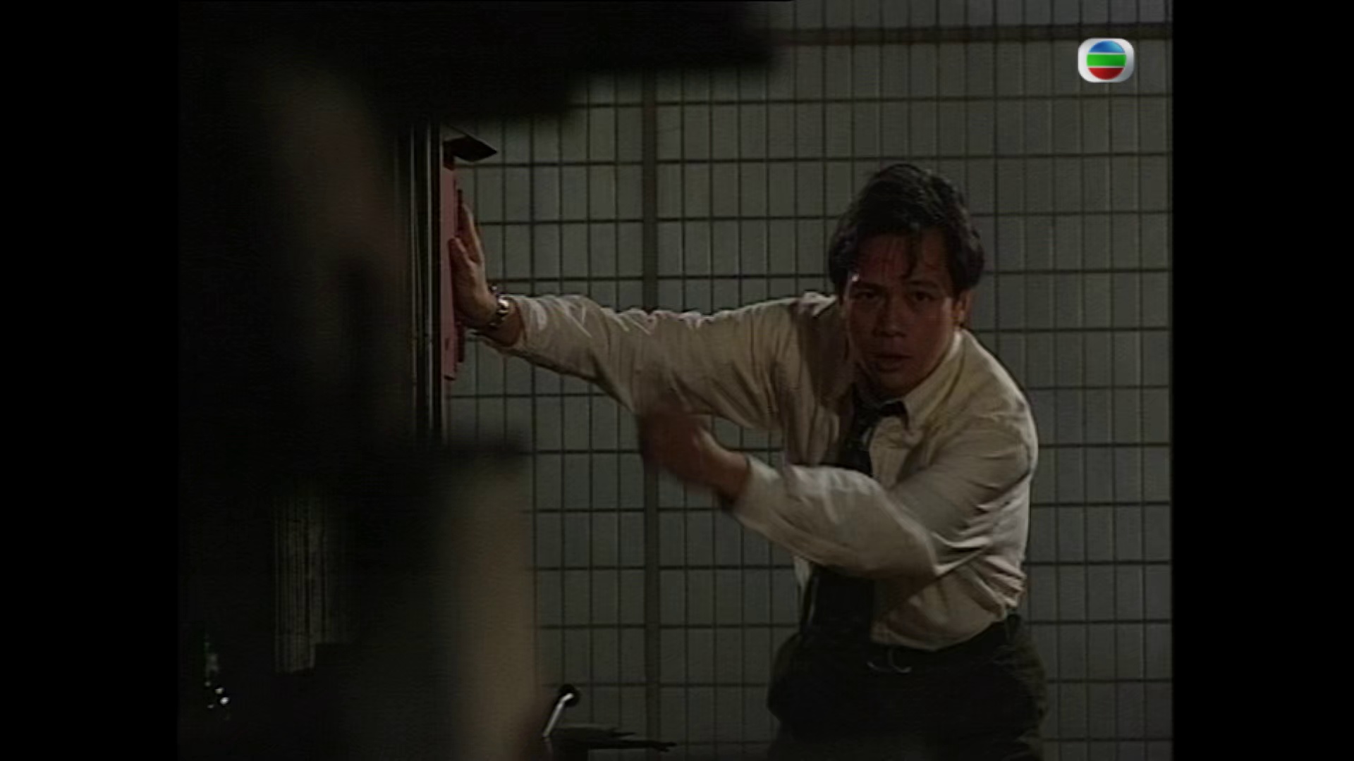 图片[6]-[BT下载][飞越校园][WEB-MKV/2.36GB][无字片源][1080P][H265编码][流媒体][PandaQT]-影音屋