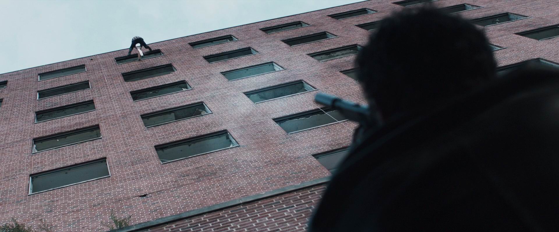 图片[6]-[BT下载][堕落之堡/绝命3小时][BD-MKV/5G][英语中字][1080p][经典刺激]-影音屋